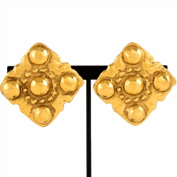 CHANEL Rhombus Vintage Clip-On Earrings Gold Tone 23 Auth #RLBS